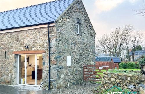 Milford Haven Casa | Sgubor Sgiwiff - Luxury Family Rural Retreat in Pembrokeshire