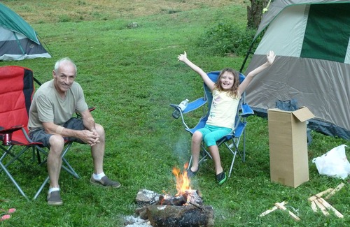 Gainesboro Alquiler De RV | Shaggy Bark Camping2. Una experiencia de camping más privada. La granja Walker de 75 acres