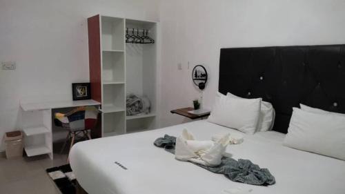 Kasane Casa | Shalakwe Hills-Inn Guesthouse Kasane