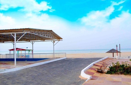 Al Gharbia Casa | Shallow Waters Beach House