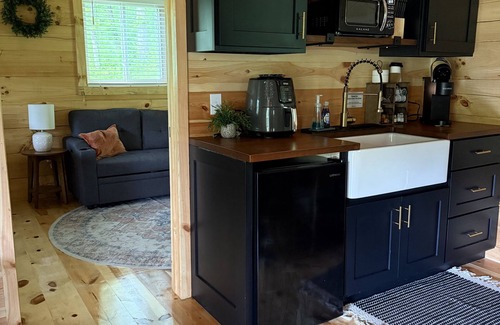 Gays Mills Cabina | Shalom cabin with private hot tub, Shalom Cabin
