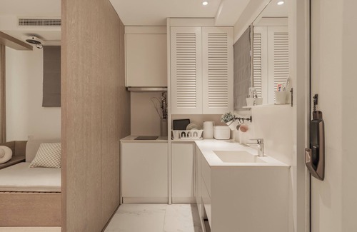 Jing'an Casa | Shanghai Hills & Gefii Fifty Shades of Grey close to Jing'an Temple