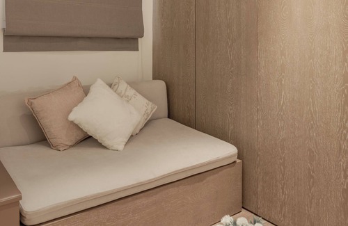 Jing'an Casa | Shanghai Hills & Gefii Fifty Shades of Grey close to Jing'an Temple