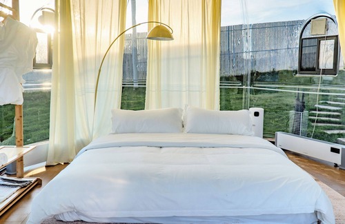 Deqen Hotel | Shangri-La ManXinYu Frozen Dream Forest