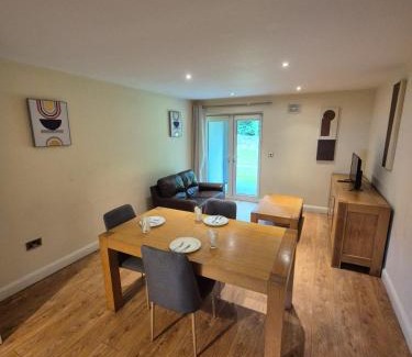 Portumna Apartamento | Shannon Oaks Apartments