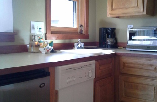Friday Harbor Apartamento | Bañera de hidromasaje con vista al prado