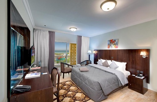 Beach & Coast Complejo | Sharjah Carlton Hotel