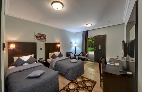 Beach & Coast Complejo | Sharjah Carlton Hotel