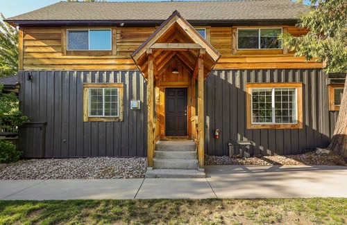 McCloud Cabina | Shasta View Lodge - Cabin 6