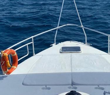 Archi Alquiler De Eote | She's Mine Yacht