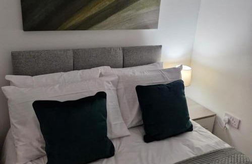 Hillsborough Casa | Sheffield Serenity House with 4 Bedrooms