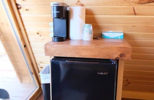 Scio Cabina | Shenandoah/Rustic Lakeview Cabin- 2 Person A-Frame