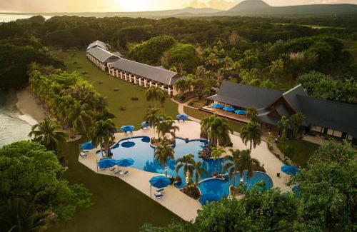 Faleolo Complejo | Sheraton Samoa Beach Resort
