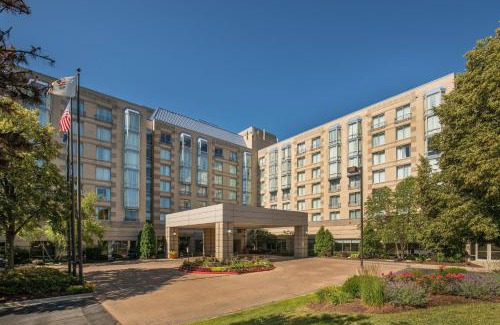 Elk Grove Village Hotel | Sheraton Suites Chicago Elk Grove