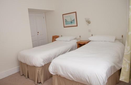 Bantham Apartamento | Sherriffs, Bantham overlooking the estuary and Burgh Island