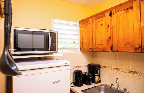Negril Hotel | Shields Negril Villas