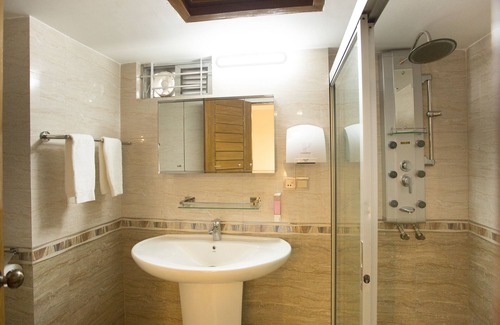 Dhaka Hotel | Shinepukur Suites