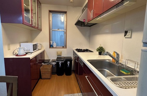 Hyakunincho Casa | Shinjuku 120 sq.m. house/3 min walk from JR Shin-Okubo station/2 bathrooms, 2 toilets, parking/10 min walk from Kabukicho