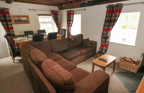 Llys Y Fran Casa | Shippen Cottage