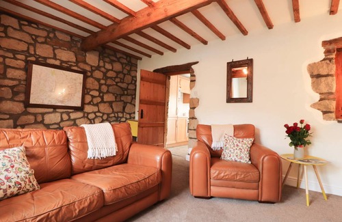 Hurst Green Cabaña | Shire Nook