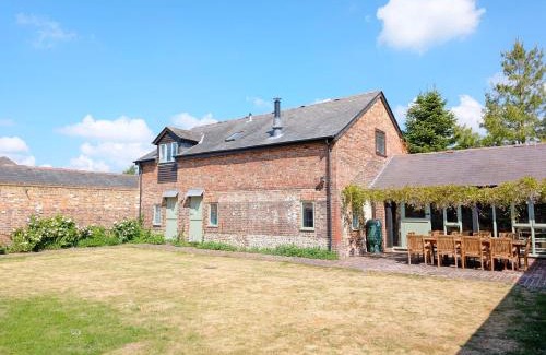 Westbourne Casa | Shires Barn Farmhouse - Westbourne