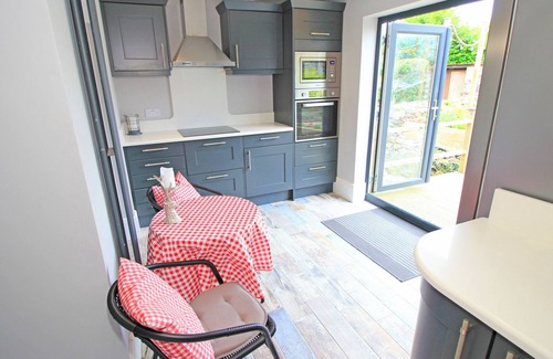 Pentrefelin Cabaña | Shooting Star Cottage