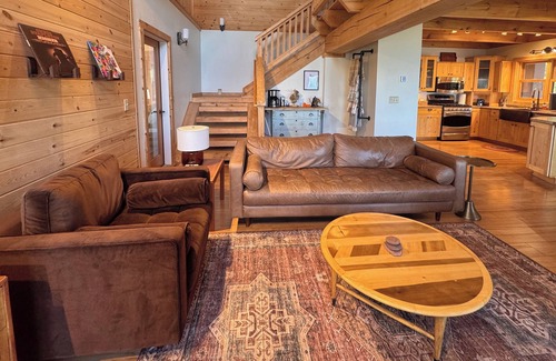 Herbster Casa | Shooting Star | Stylish Cabin on the Big Water
