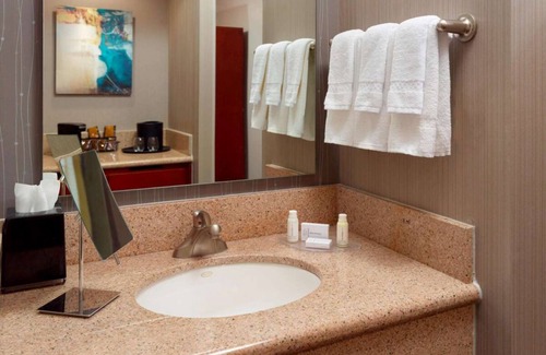 Home Park Hotel | Shopping Spree at Atlantic Station! Pets Allowed, Onsite Parking, Swimming Pool!