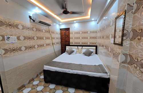 Faizabad Casa | Shri Ganga Palace