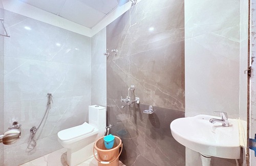 Puri Hotel | Shri Sudama Puri