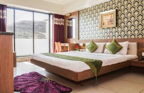 Pune Hotel | Shri Vitthal Mangalam