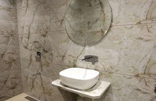 Rahuri Cabina | Shubhkirti Executive