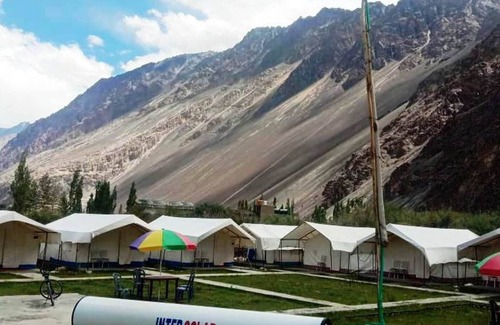 Hundar Alquiler De RV | Shyok camp