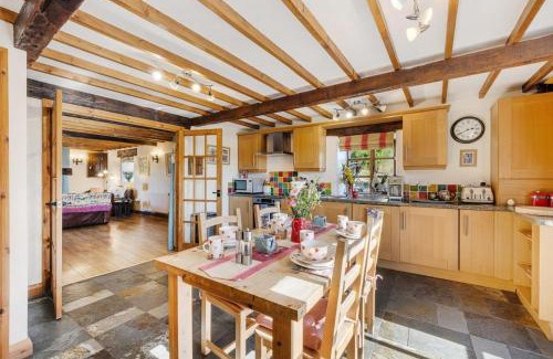 Gwynedd- Snowdonia Casa | Siabod, Betws y Coed, Snowdonia 2 en-suite bedrooms