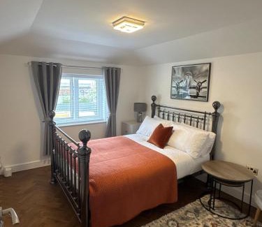 Kidlington Apartamento | Siennas Modern 1 bed room apartment with ensuite