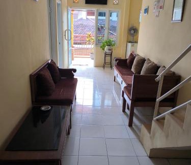 Malang Casa | Sierra Homestay 3 Bedrooms