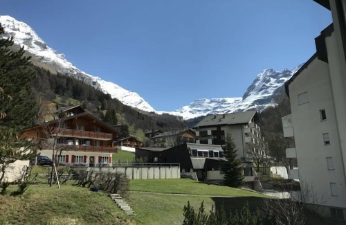 Leukerbad Apartamento | Siesta Apt. 15 by Interhome