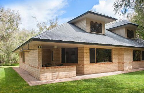 Siesta Park Complejo | Siesta Park Holiday Resort ABSOLUTE BEACHFRONT RESORT