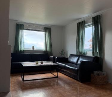 Tromso Casa | Sigridtunet - cozy nordic stay 4 bedroom