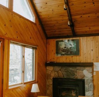 Ely Complejo | Silver Rapids Lodge & Campground