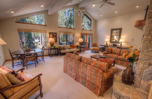 Skyland Casa | Silver Rock Lodge by Lake Tahoe Accommodations