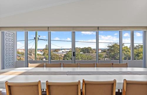 Silver Sands Casa | Silver Sands Sanctuary - 6BR Beachside Luxury