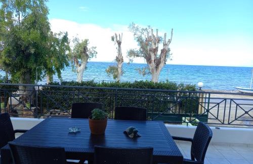 Patras Casa | Silver Sea