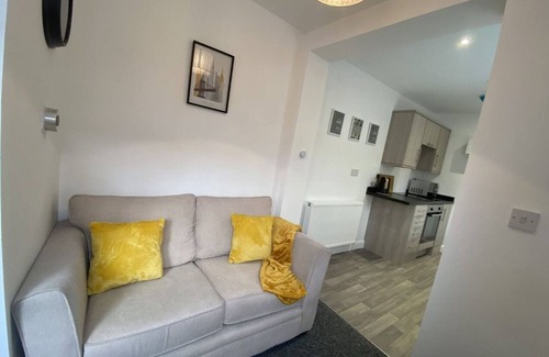 Swadlincote Apartamento | Silver Stag Properties, Self-Contained Suite