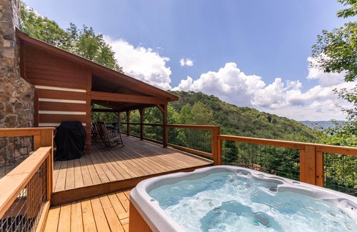 Zionville Cabina | Silverleaf: vista de 30 millas, bañera de hidromasaje, que admite mascotas Cerca de ASU.