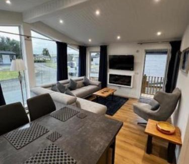 Perth Cabina | Silverwood Luxury Lodge Resort, 37 individual stunning properties
