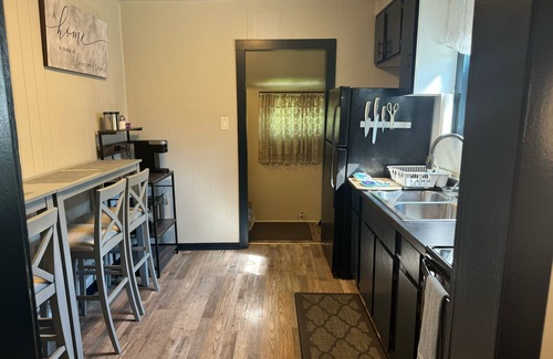 Ypsilanti Casa | Simple, Easy, Compact Ypsi Home