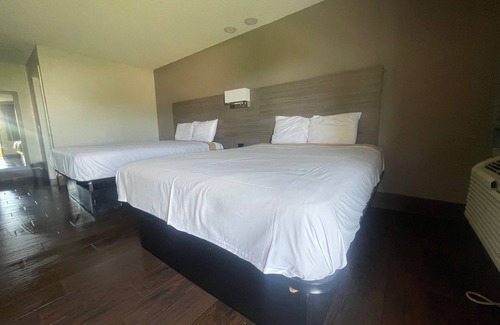San Bernardino Hotel | SimpleStay Suites - San Bernardino