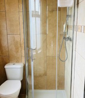 Brent Casa | Sinai Hotel