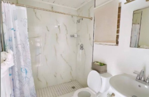 Calvin Hill Complejo | Single King Suite at Exuma Palms Resort - Dolphin